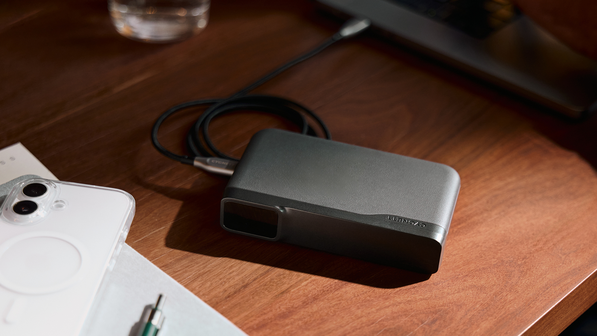 Corporate professionals - Desktop view